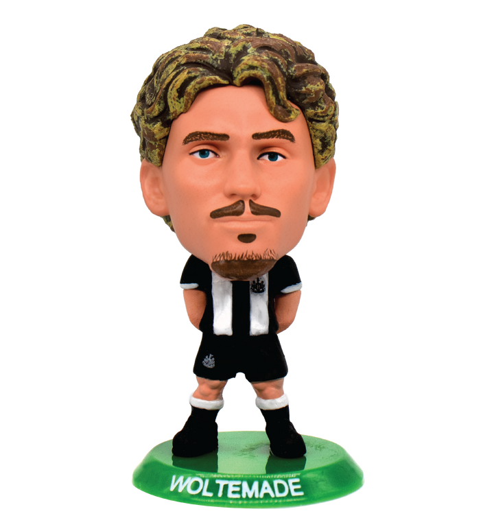 Soccerstarz - Newcastle Nick Woltemade - Classic Home Kit