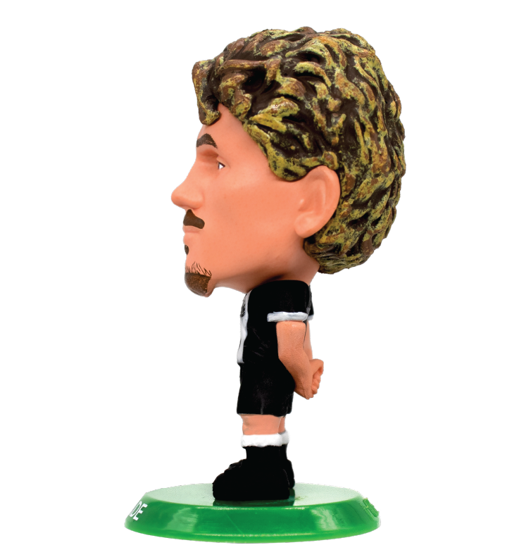 Soccerstarz - Newcastle Nick Woltemade - Classic Home Kit
